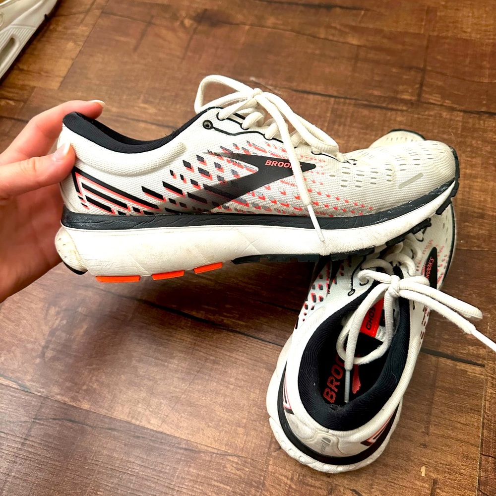Women’s Brooks Ghost